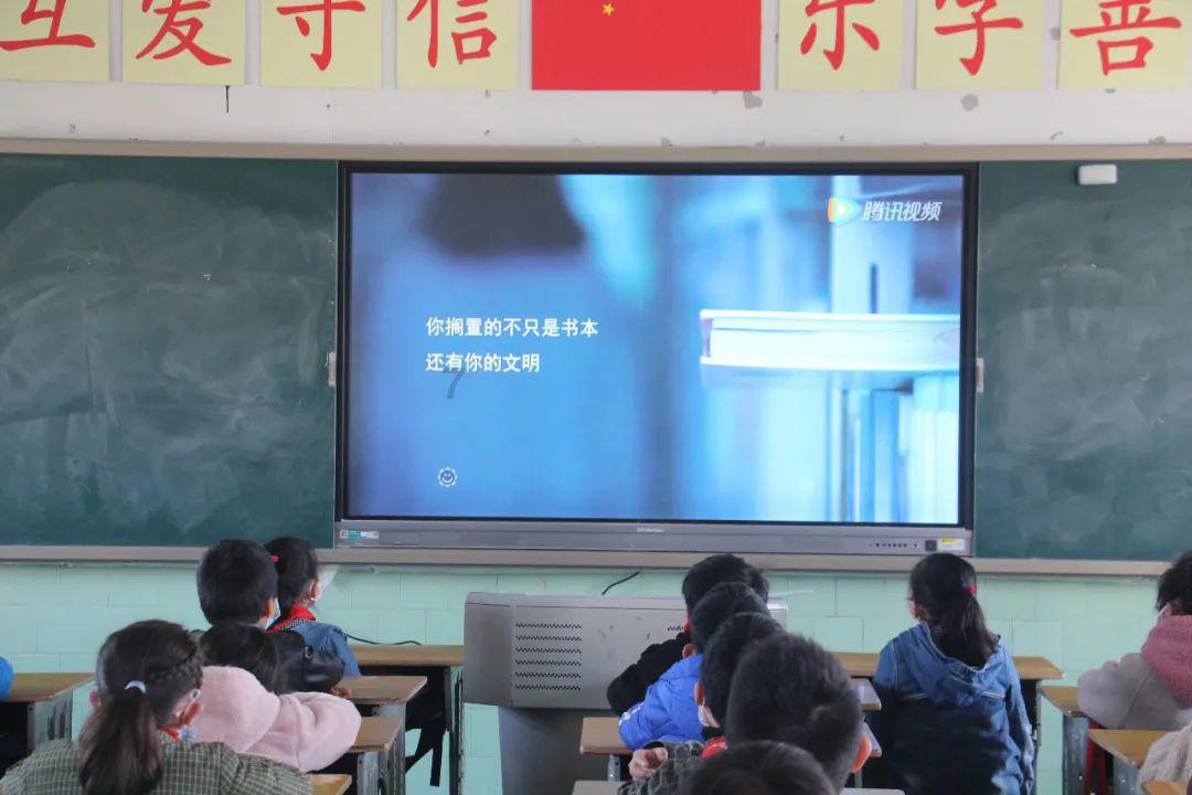 逃离泰莱森林